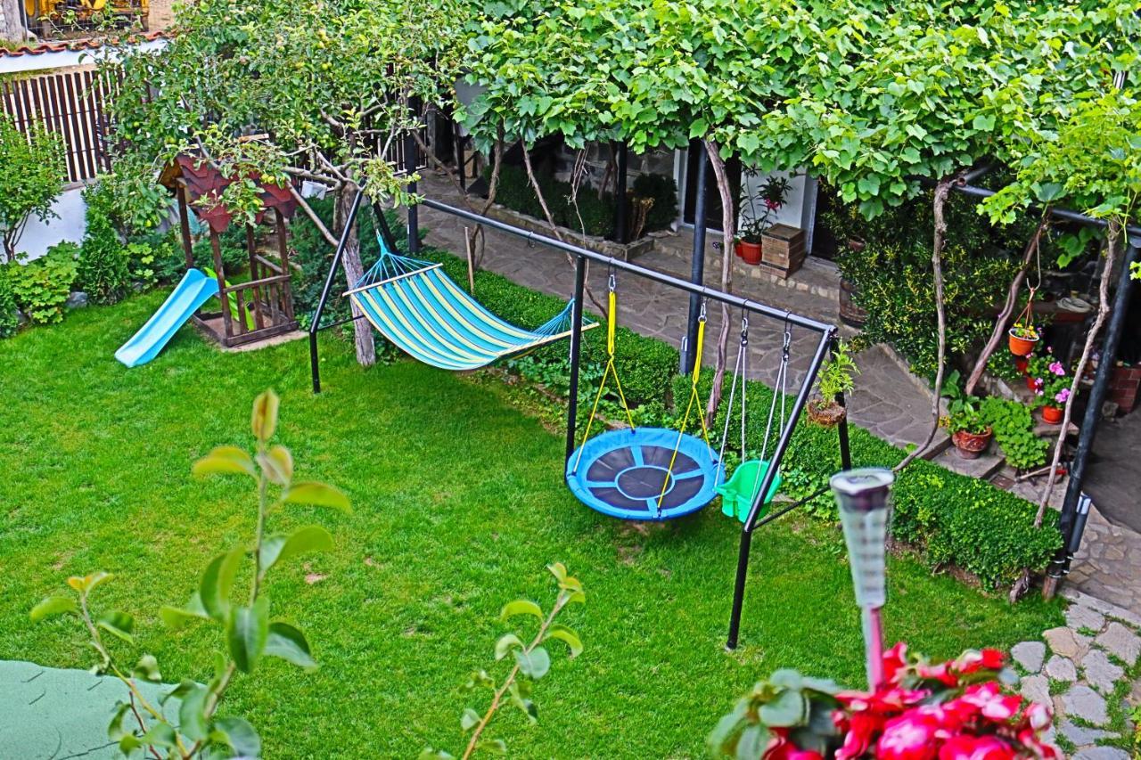 Green House - Попниколови Sapareva Banja Exteriör bild